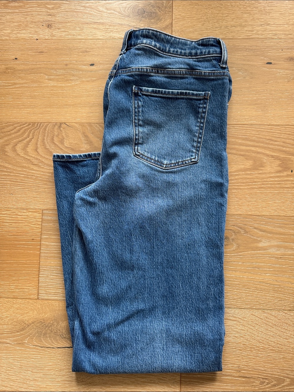 Quince Bella Stretch Relaxes Straight Women's Jeans in Atlantic Blue